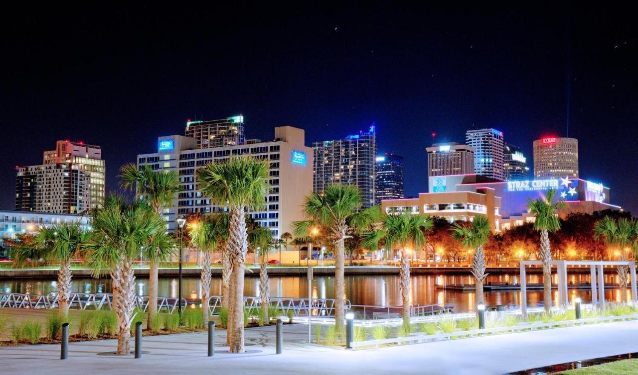 The Barrymore Hotel Tampa Riverwalk Extérieur photo